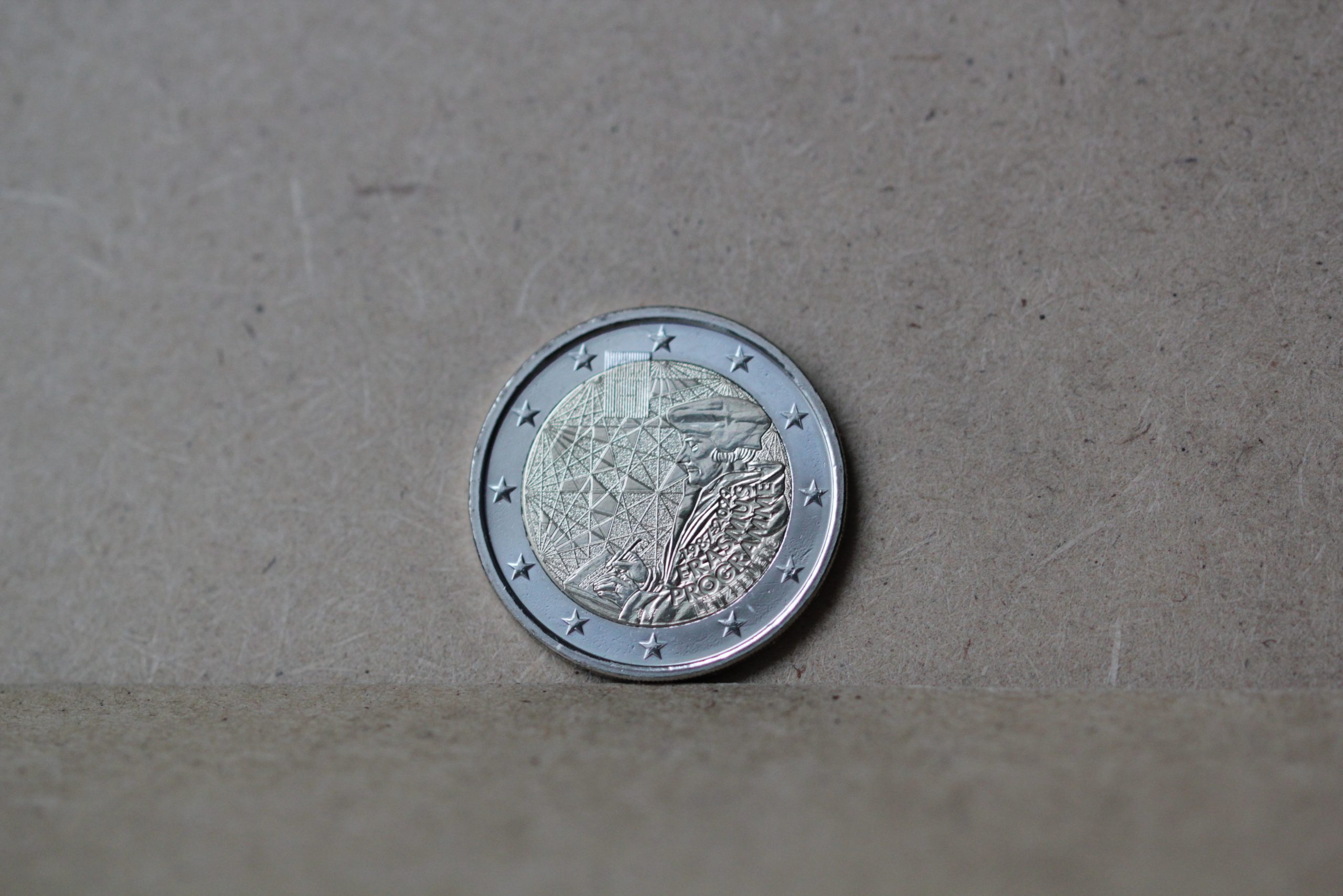 2 EUROS LUXEMBOURG 2022 ERASMUS